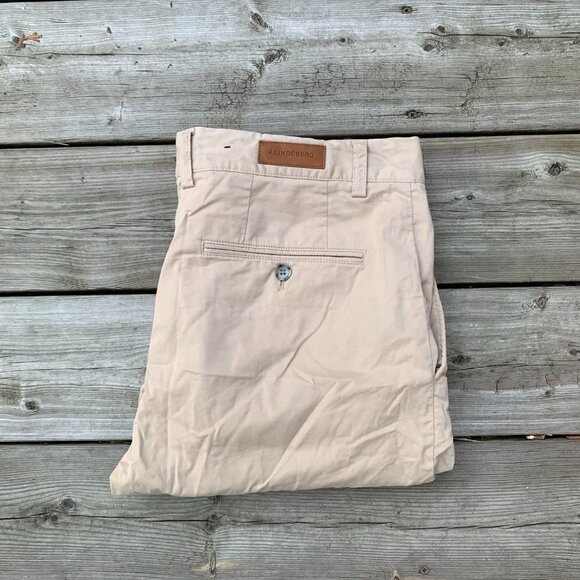 J. Lindeberg Khaki Shorts Size 32 Brown - Picture 5 of 5